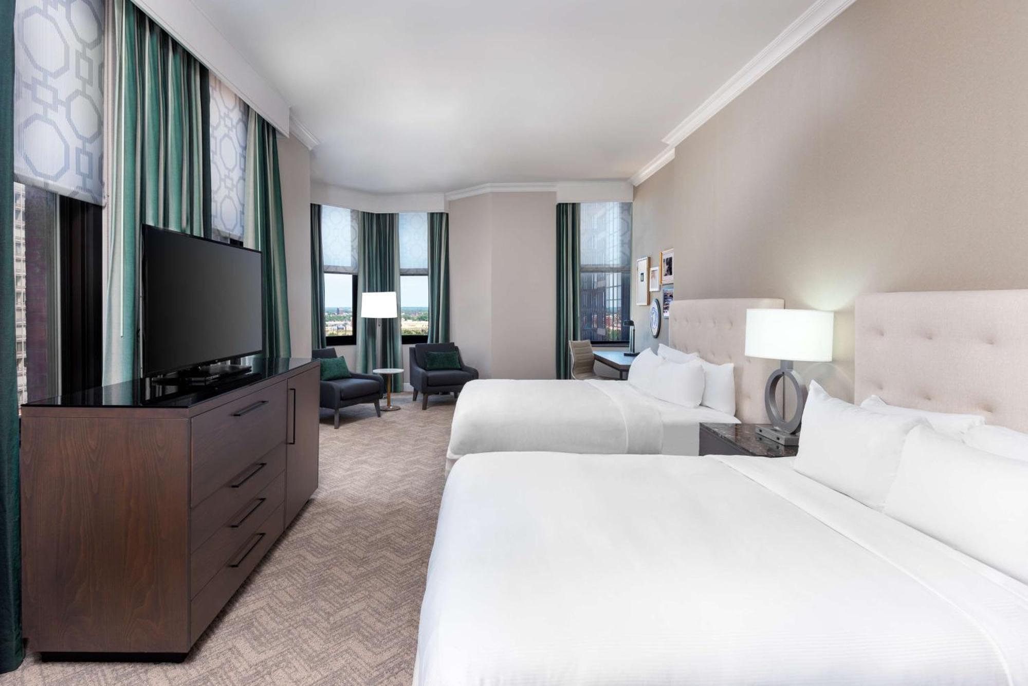 Отель Hilton Pennywell St Louis At The Arch Сент-Луис Экстерьер фото